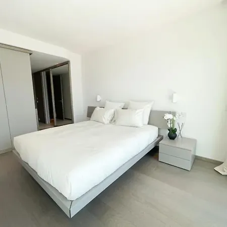 4 - 523 Apartamento *